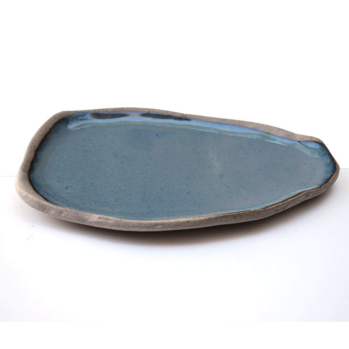 Irregular Oval Plate Gray-Blue